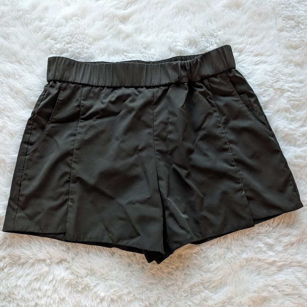 ADAY Fresh Start Shorts in Moss Green